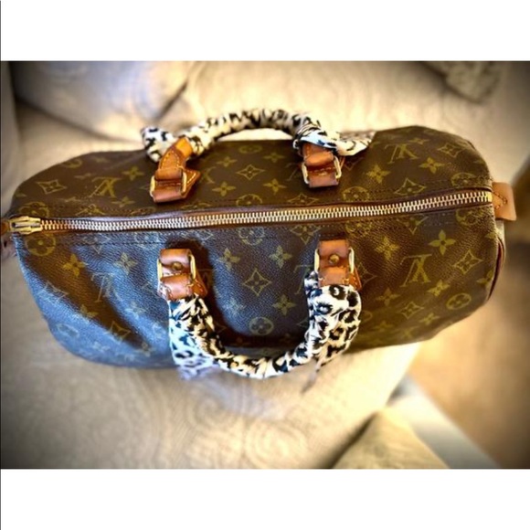 Authentic Louis Vuitton Speedy 35 - Picture 3 of 14